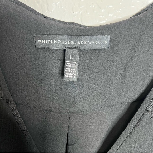 White House Black Market Long Sleeve V-Neck Clip Dot Blouse Size Large - Picture 10 of 10